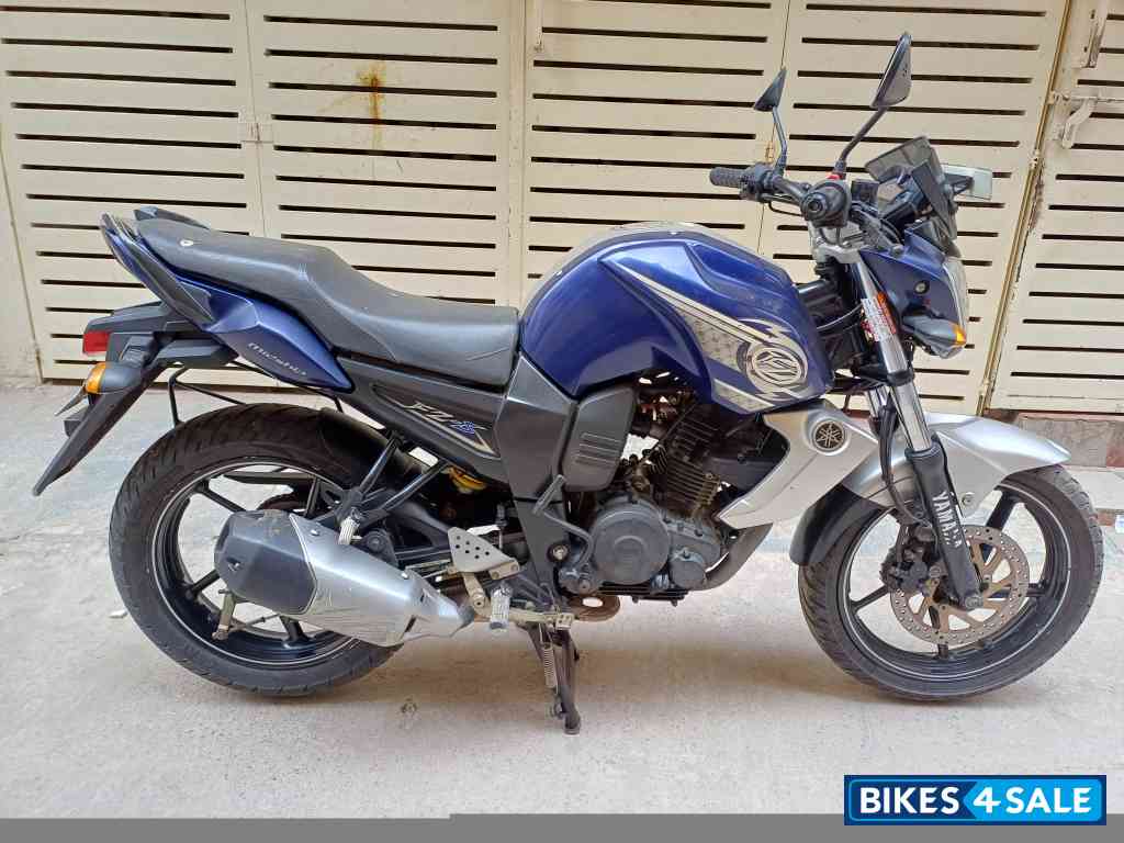 Yamaha FZ-S