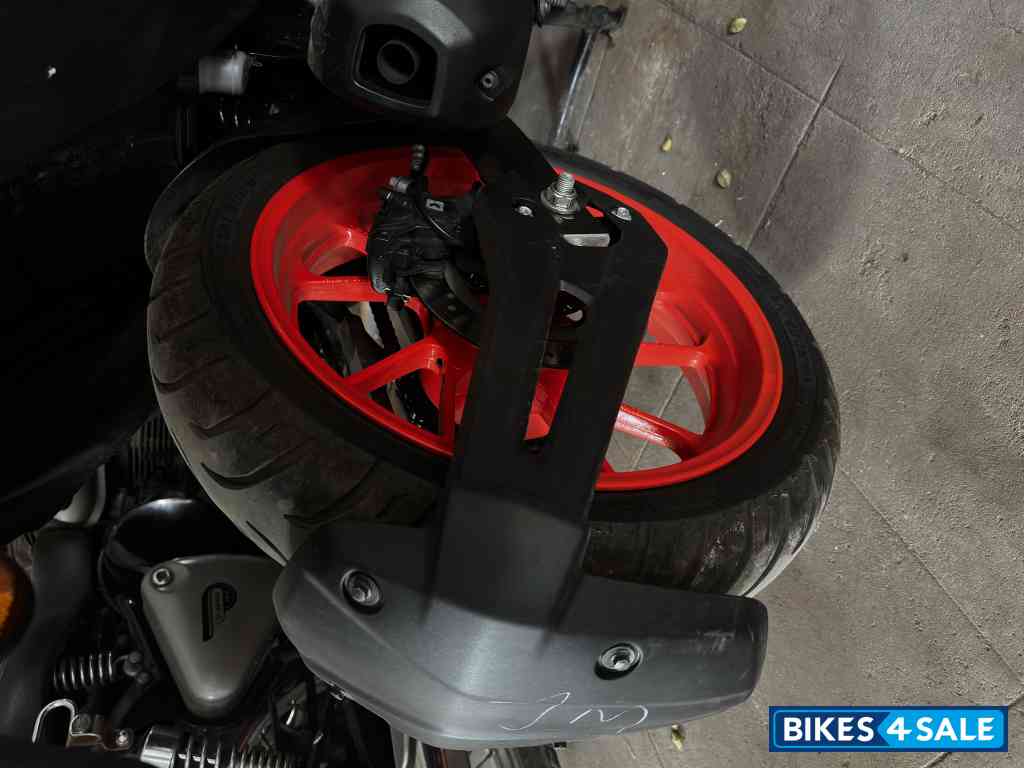 Ice White Yamaha FZ-S FI Ver 4.0 DLX