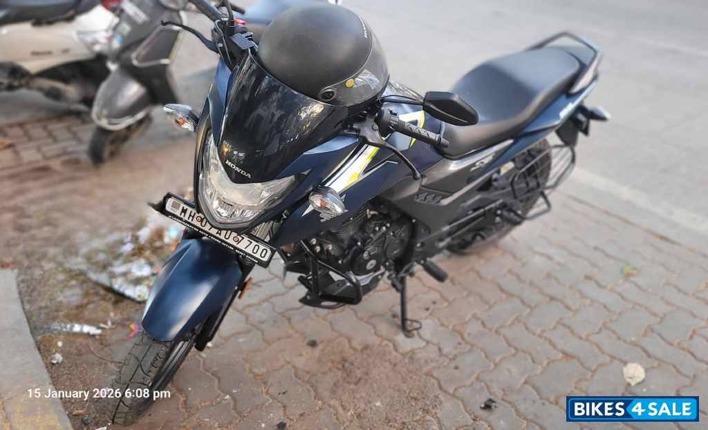 Matte Dark Blue Metallic Honda SP 160 Double Disc