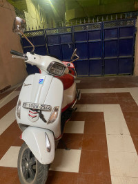 Vespa SXL 125 2023 Model
