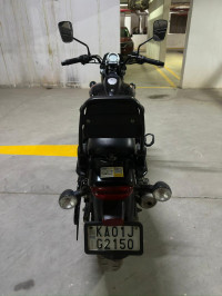 Bajaj Avenger Street 220