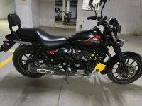 Bajaj Avenger Street 220