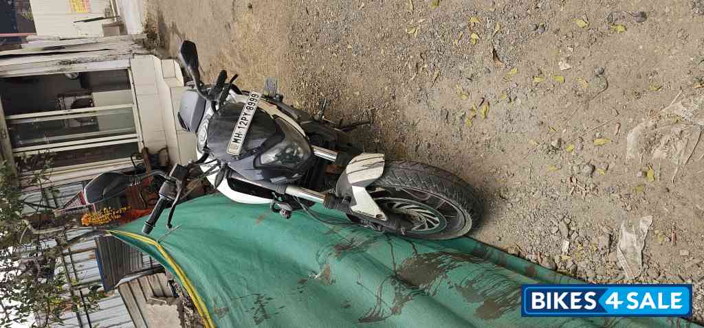 Bajaj Dominar 400 Disc