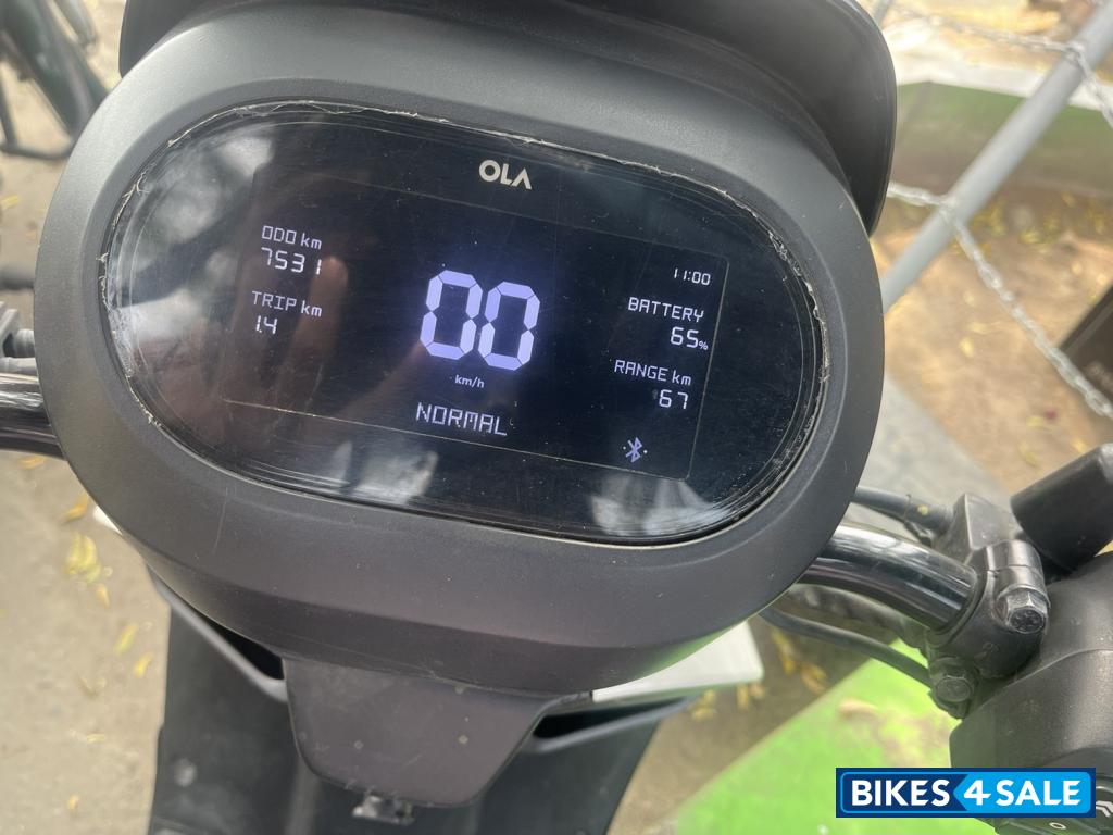 Porcelain White Ola S1X Plus