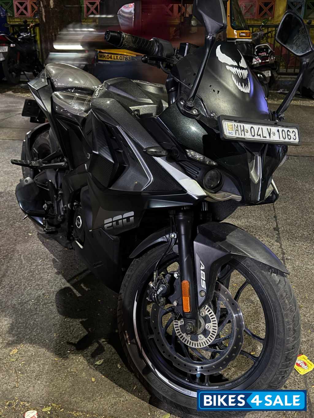 Bajaj Pulsar RS 200 BS6