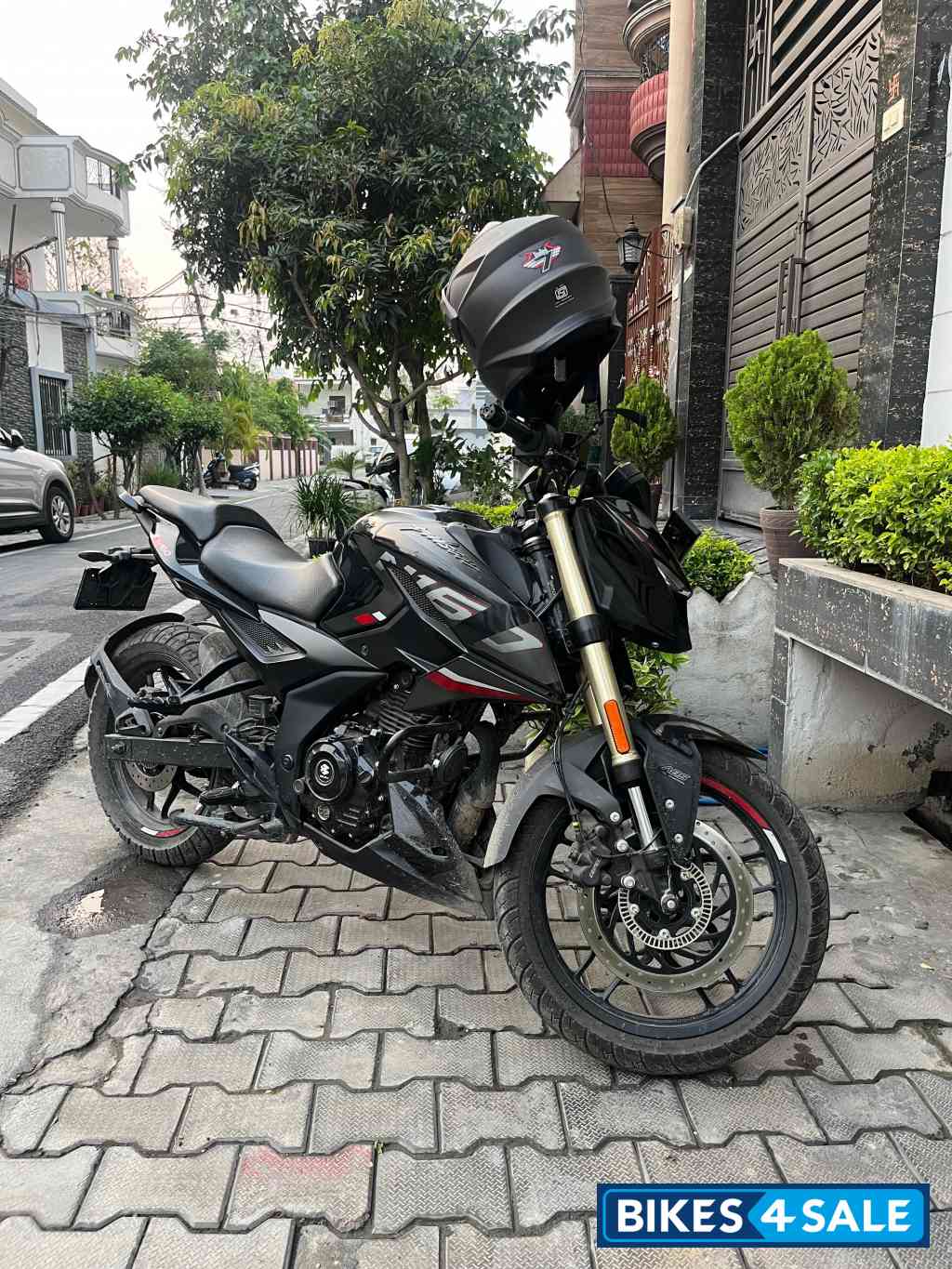 Bajaj Pulsar N160 Dual Channel ABS