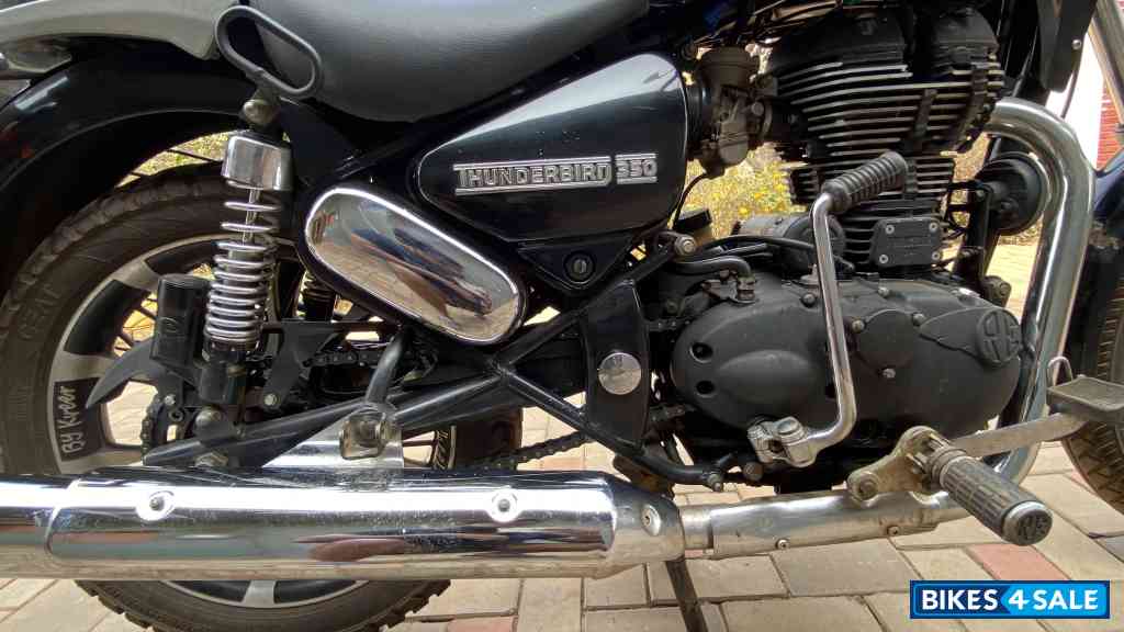 Flicker Black Royal Enfield Thunderbird TwinSpark 350 Flicker Black Royal Enfield Thunderbird TwinSpark 350