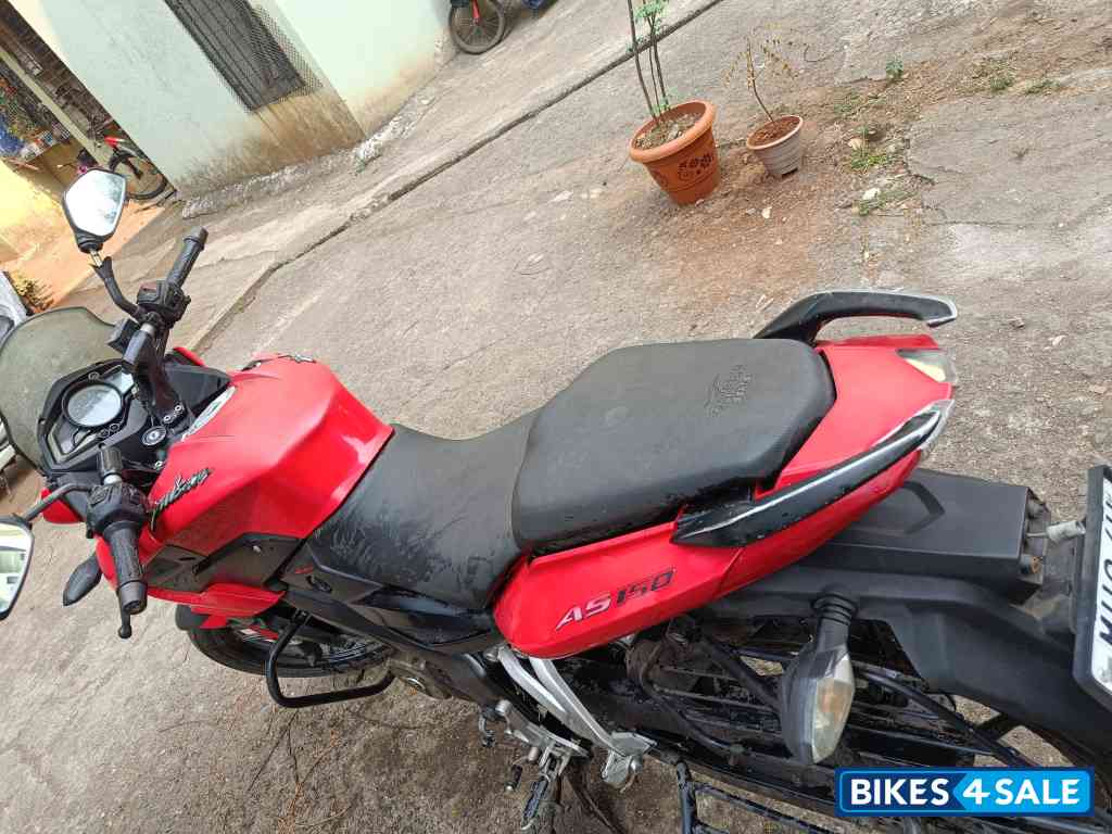 Red Bajaj Pulsar AS 150