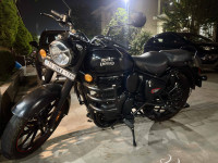 Royal Enfield Classic Stealth Black 2023 Model
