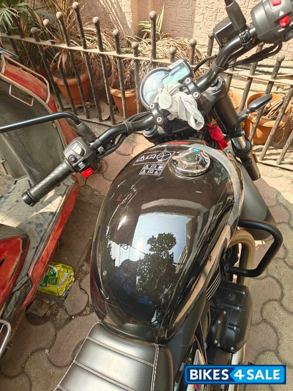 Black Grey Triumph Speed T4