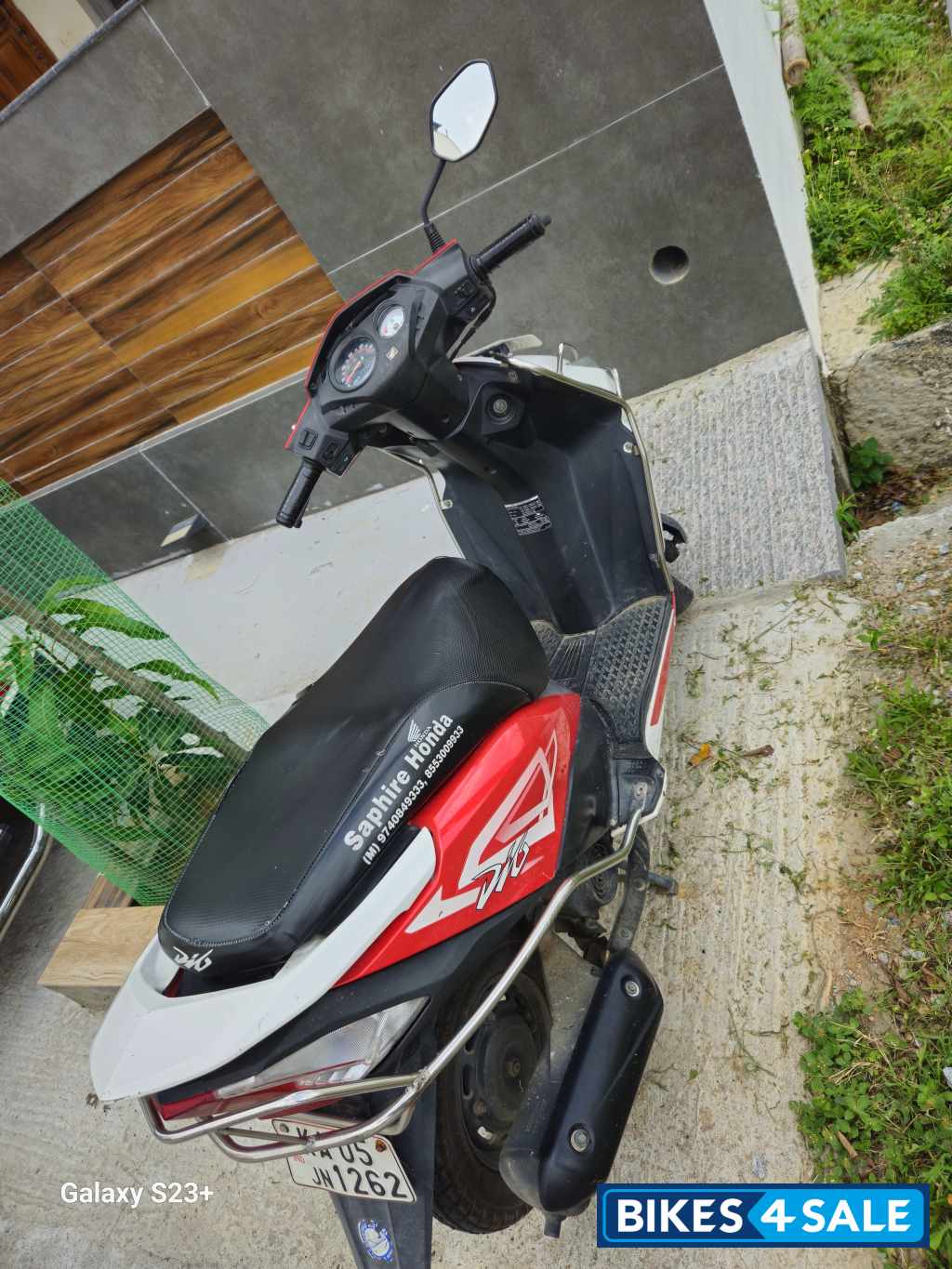 Red Honda Dio