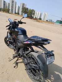 Black Bajaj Pulsar N160
