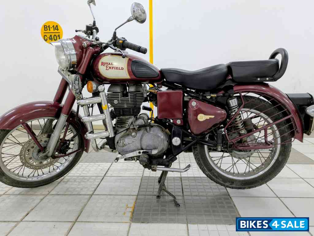 Maroon Royal Enfield Classic 350