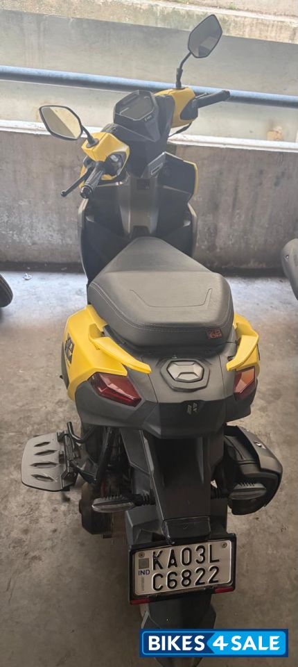 Matte Neon Lime Hero Xoom 125 ZX