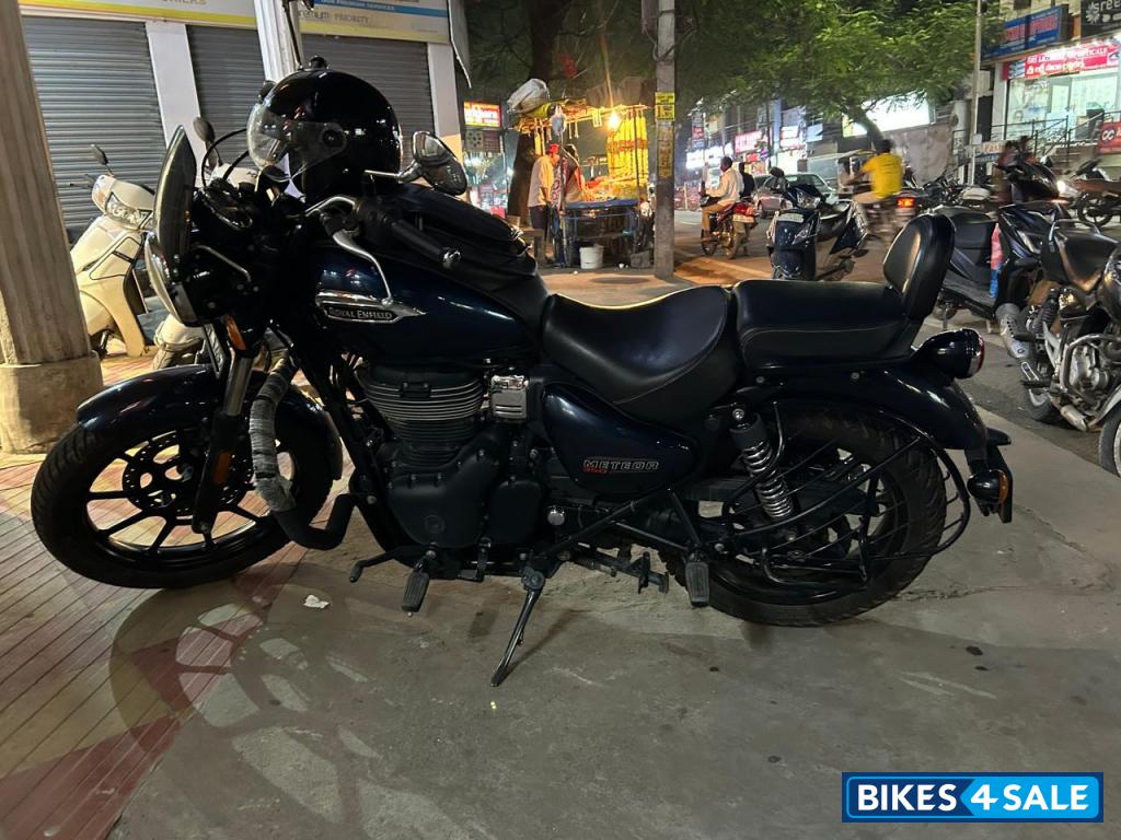 Royal Enfield Meteor 350 Stellar