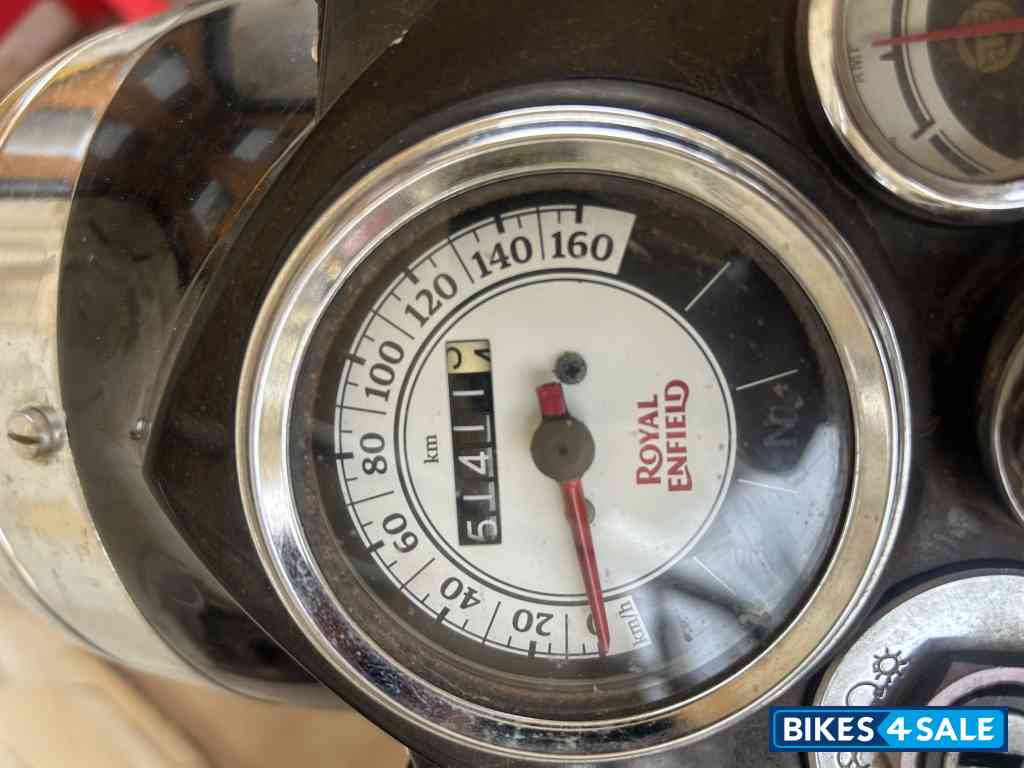 Black Royal Enfield Classic 350