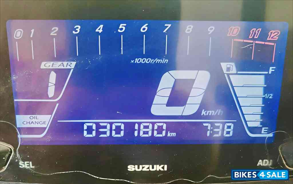 Matt Black Suzuki Gixxer SF 250