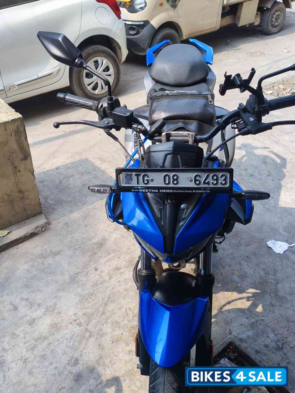 Cocktails Blue Hero Xtreme 125R