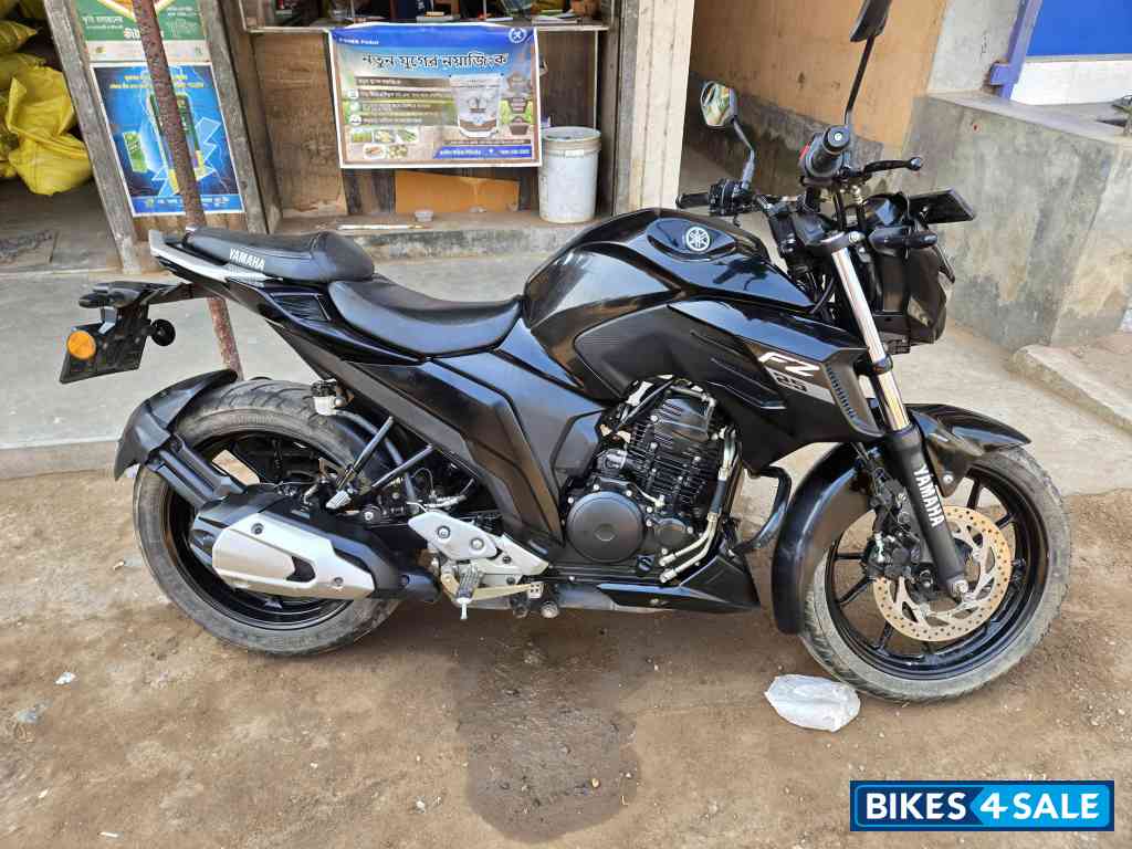 Yamaha FZ 25 BS6
