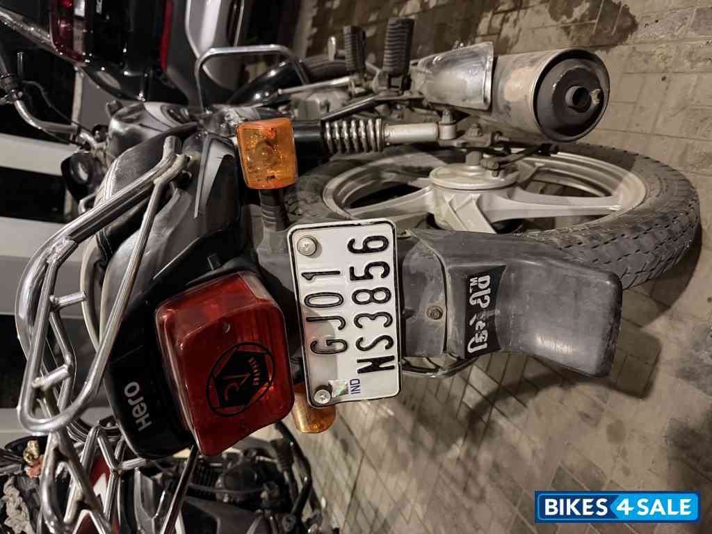 Black Hero Splendor Plus