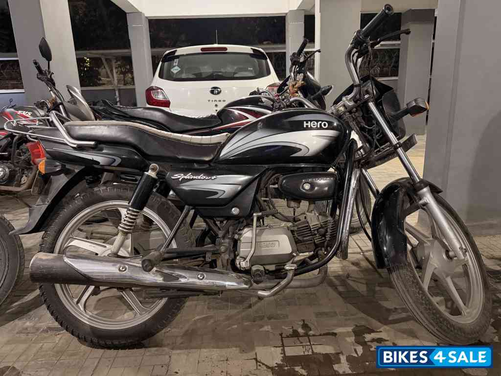 Black Hero Splendor Plus