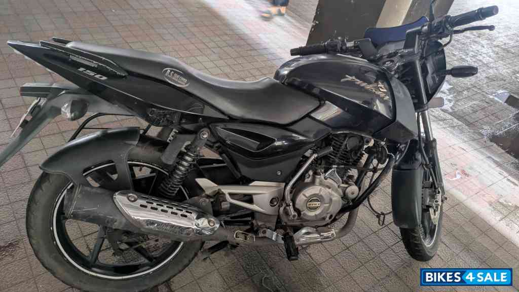 Bajaj Pulsar 150 Classic
