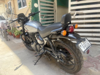 Dapper Grey Royal Enfield Hunter 350 Metro