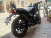Dapper Grey Royal Enfield Hunter 350 Metro