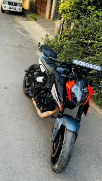 KTM Duke