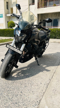 Black Bajaj Dominar 400 ABS BS6