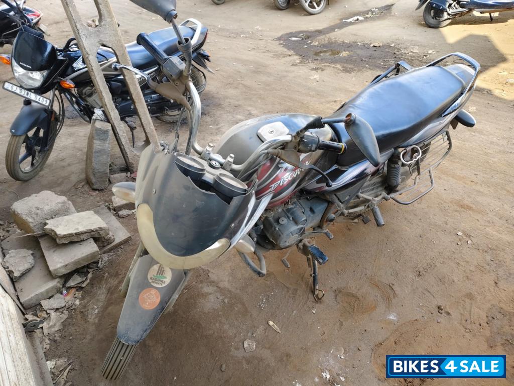 Red And Black Bajaj Discover 100M