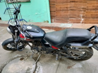 Bajaj Avenger Street 220