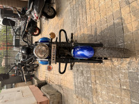 Customized Blue Bajaj Avenger Street 150