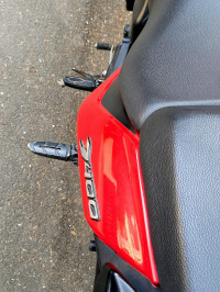 Canyon Red Bajaj Dominar 400 Disc
