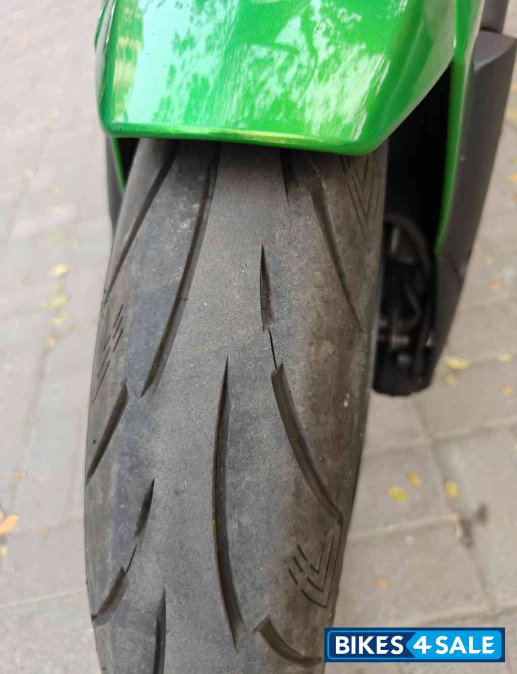 Savanna Green Bajaj Dominar 400 ABS BS6