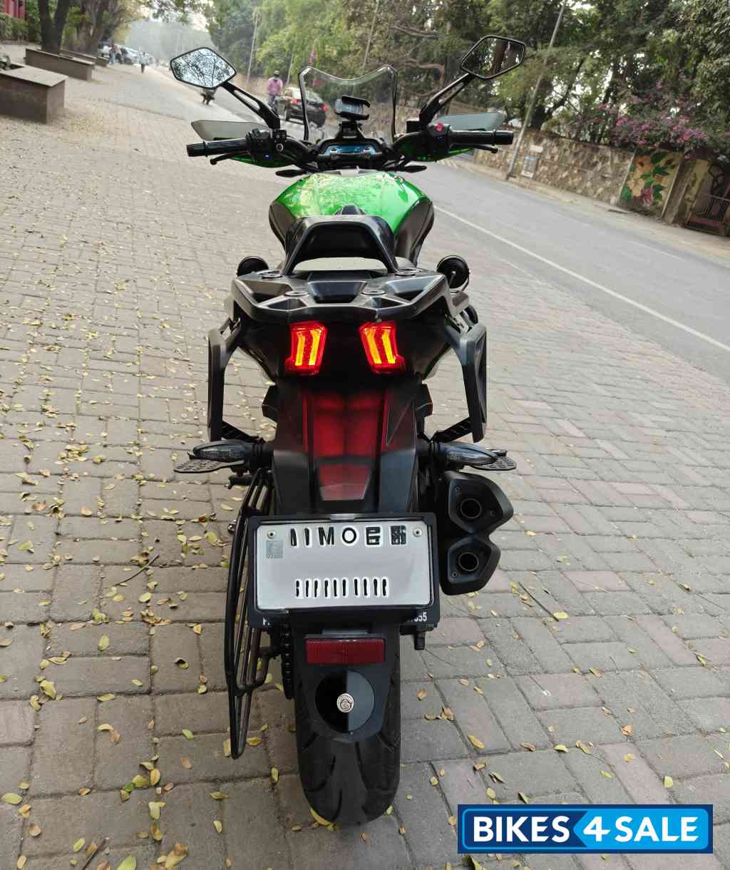 Savanna Green Bajaj Dominar 400 ABS BS6