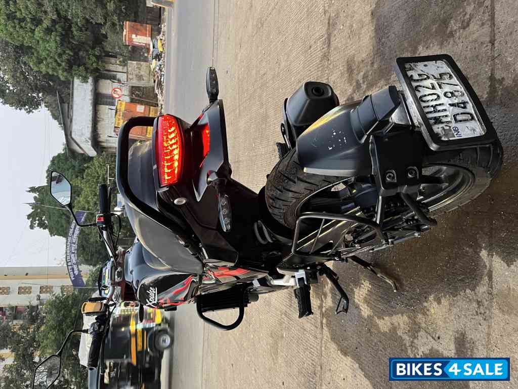 Black Hero XPulse 200T 4V