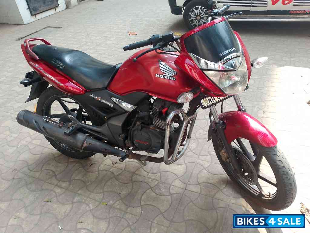 Red Honda CB Unicorn