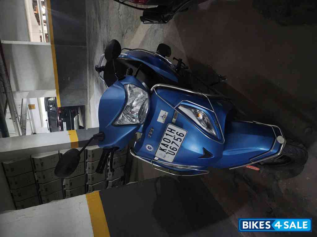Blue TVS Jupiter