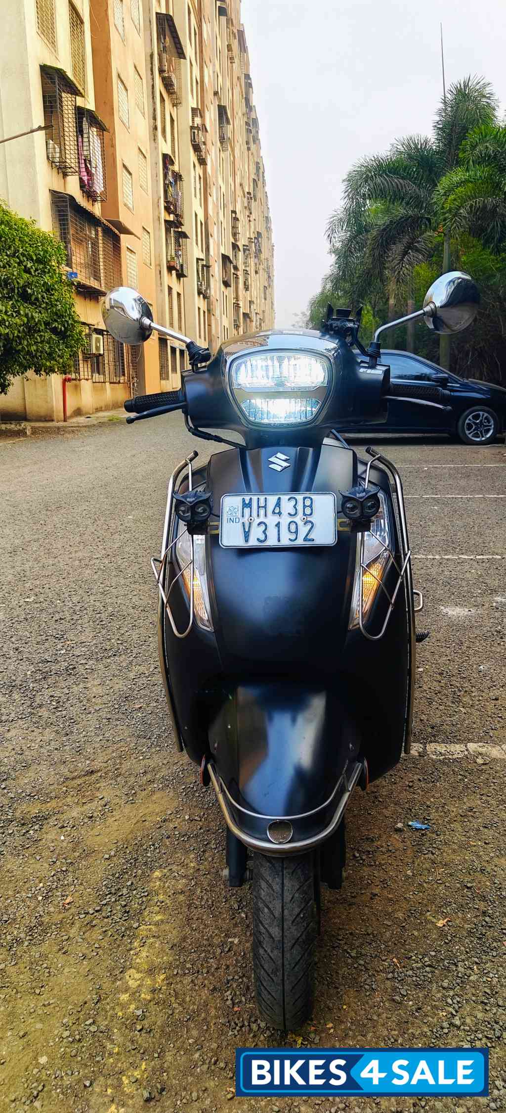 Matte Black Suzuki Access 125 Special Edition BS6