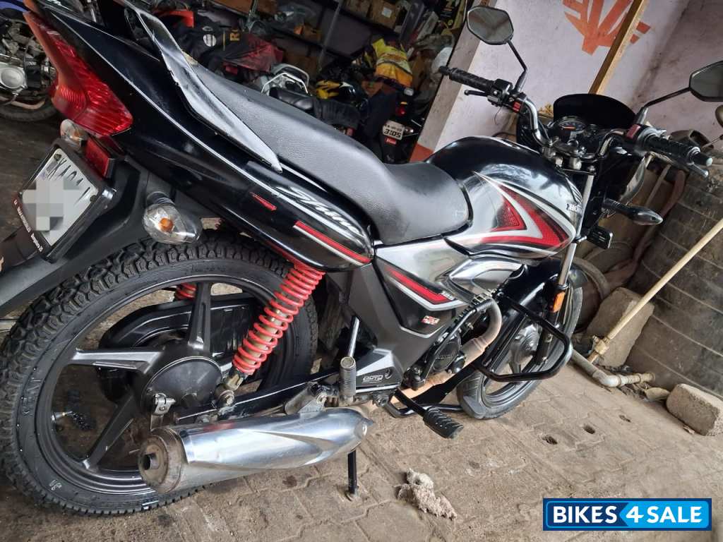 Black Red Honda Shine 125 Drum