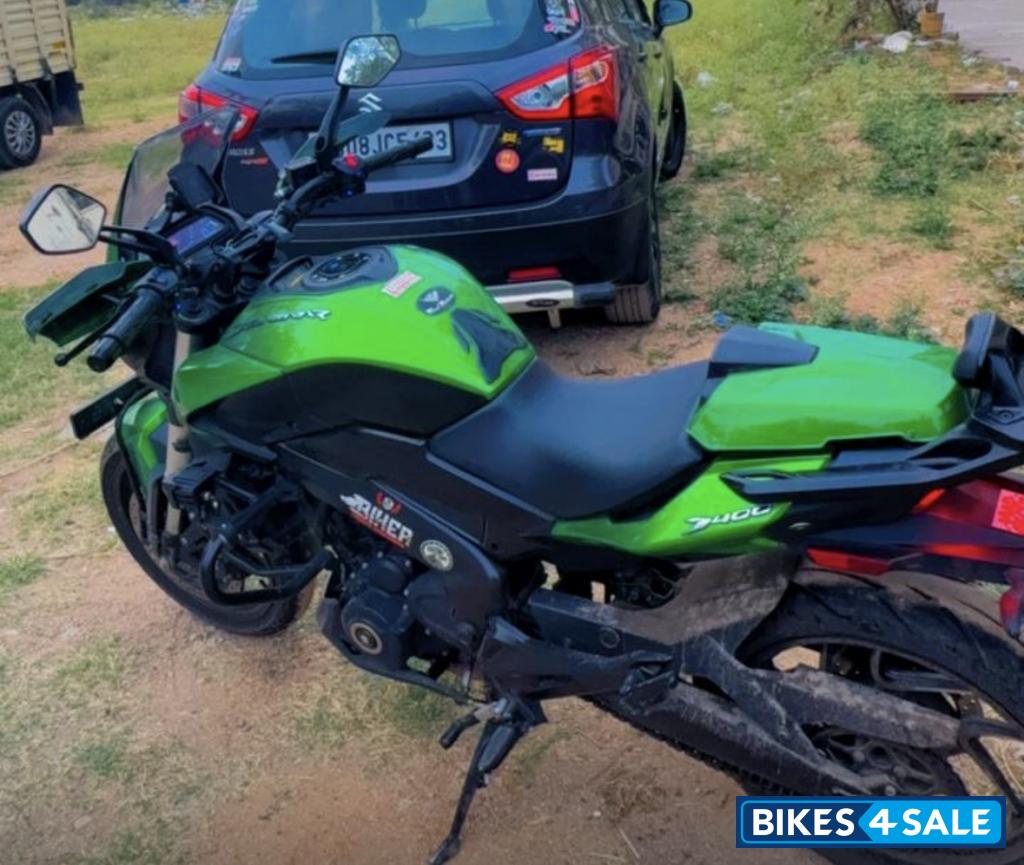 Aurora Green Bajaj Dominar 400 ABS BS6