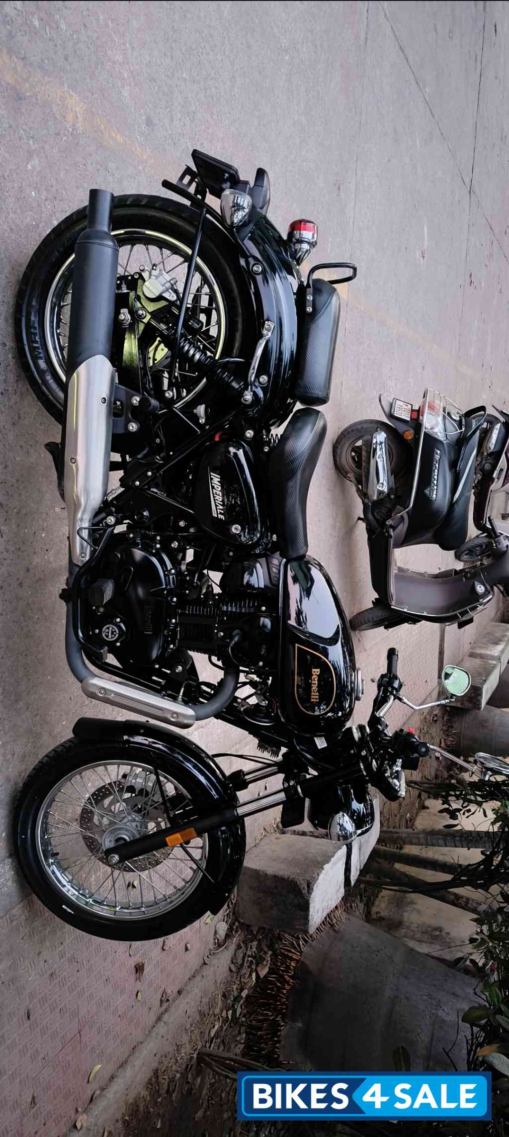 Benelli Imperiale 400