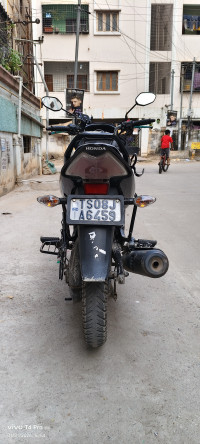 Black Honda Unicorn 160 BS6