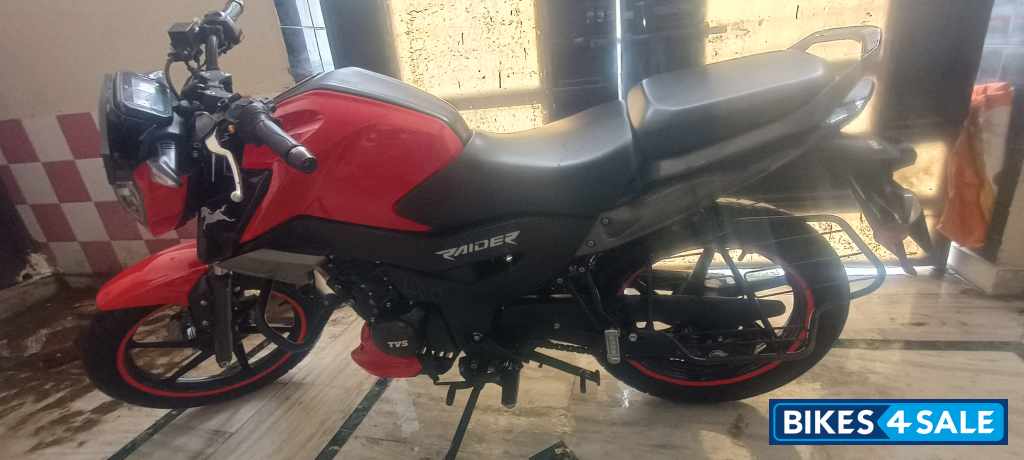 TVS Raider 125
