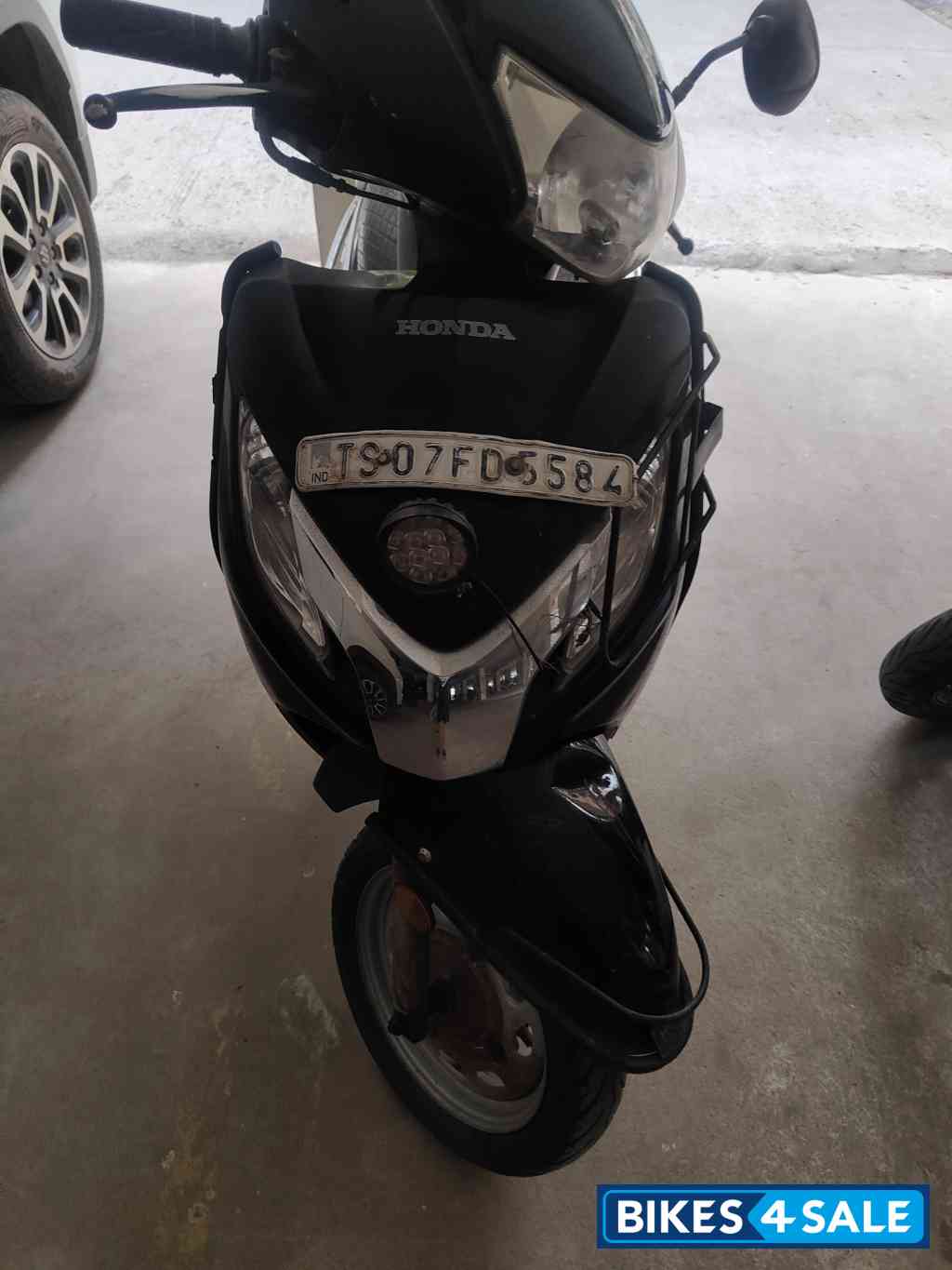 Black Honda Activa 125