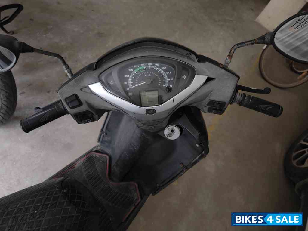 Black Honda Activa 125