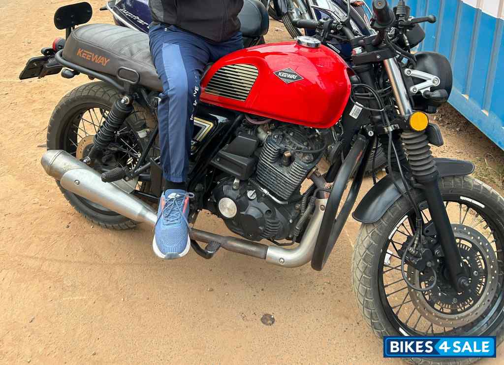 Keeway SR 250