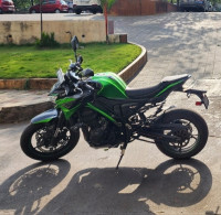 Candy Lime Green Kawasaki Z900 2022