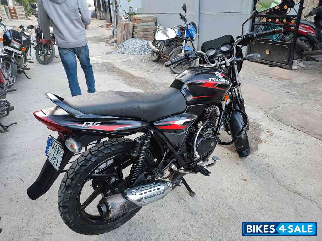 Bajaj Discover DTSi 135